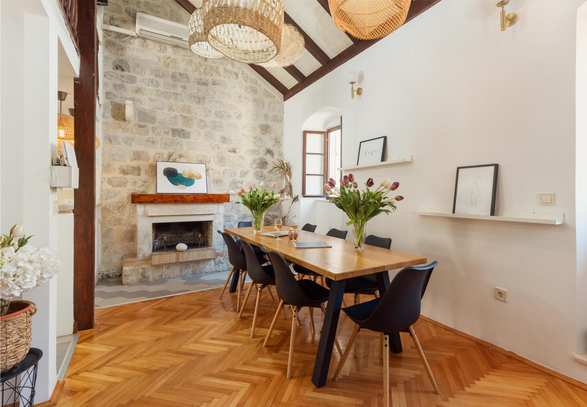 Old Town St Tryphon Apartment Kotor Exterior photo